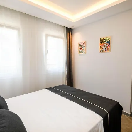 Swan Boutique Szálloda *