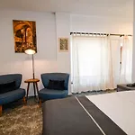 Swan Boutique Otel *